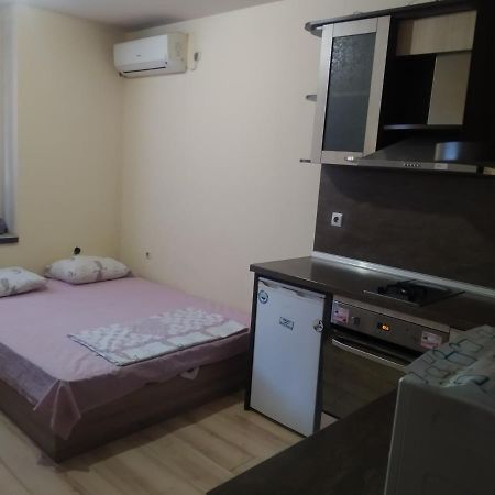 Apartmen Xan Malamir Варна Екстериор снимка