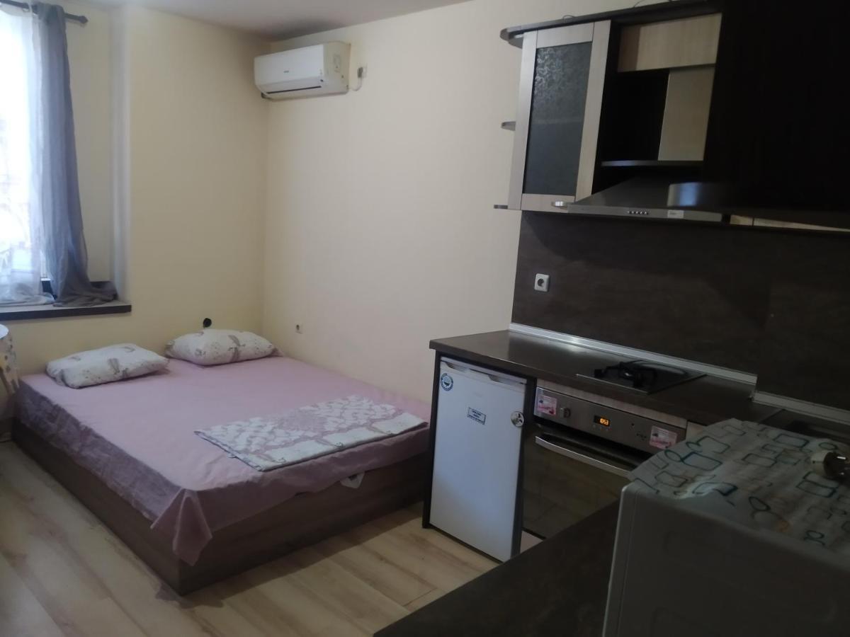 Apartmen Xan Malamir Варна Екстериор снимка