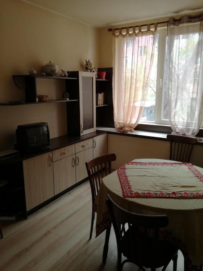 Apartmen Xan Malamir Варна Екстериор снимка