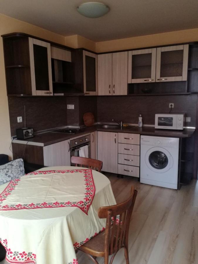 Apartmen Xan Malamir Варна Екстериор снимка